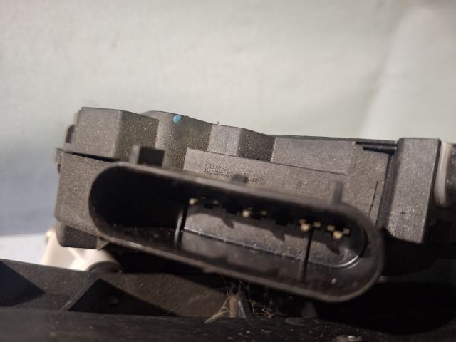 bontott FORD FOCUS III Bal hátsó Ajtózár