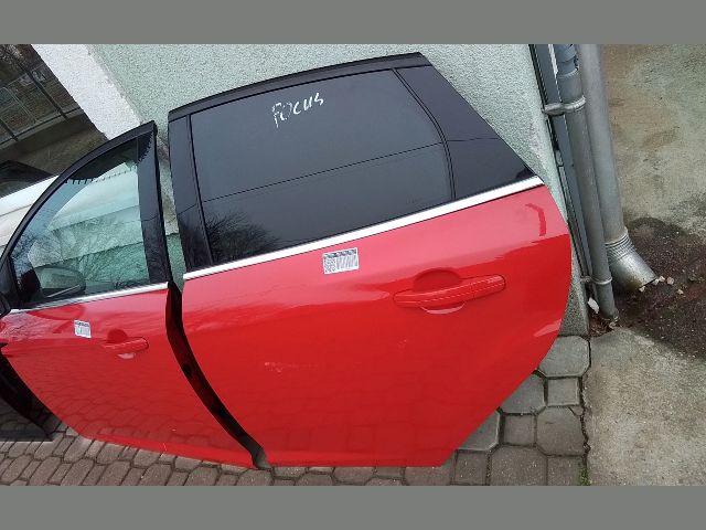 bontott FORD FOCUS III Bal hátsó Ajtózár
