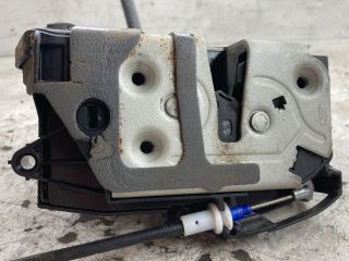 bontott FORD FOCUS III Bal hátsó Ajtózár