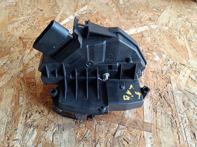 bontott FORD FOCUS III Bal hátsó Ajtózár