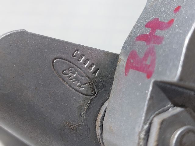 bontott FORD FOCUS III Bal hátsó Alsó Zsanér