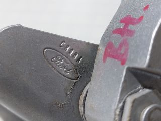 bontott FORD FOCUS III Bal hátsó Alsó Zsanér