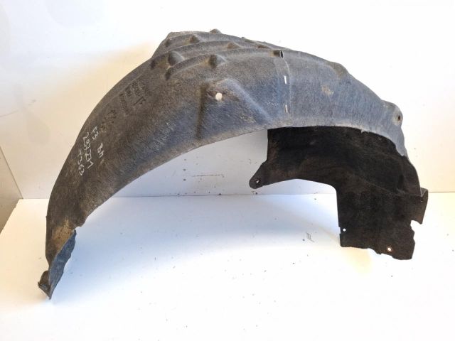 bontott FORD FOCUS III Bal hátsó Dobbetét (Kerékjárati, Műanyag)