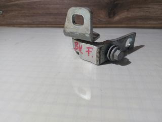 bontott FORD FOCUS III Bal hátsó Felső Zsanér