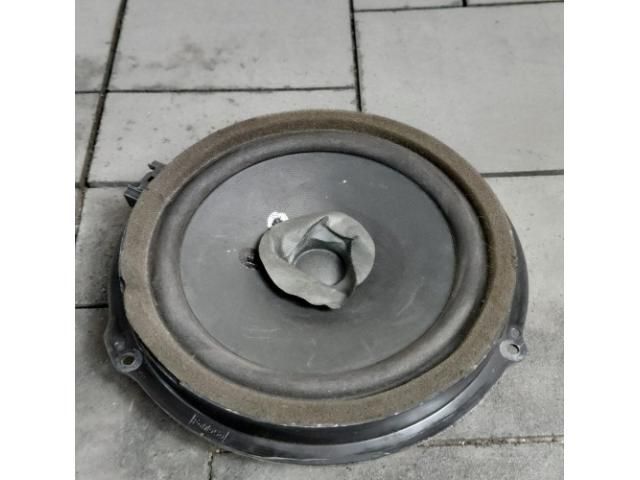 bontott FORD FOCUS III Bal hátsó Hangszóró