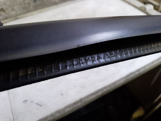 bontott FORD FOCUS III Bal hátsó Vízlehúzó Gumicsík