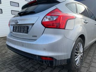 bontott FORD FOCUS III Bal hátsó Zsanér