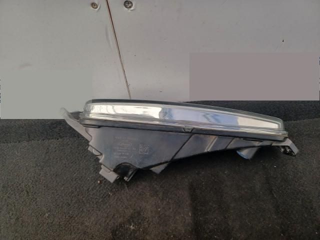 bontott FORD FOCUS III Bal Ködfényszóró