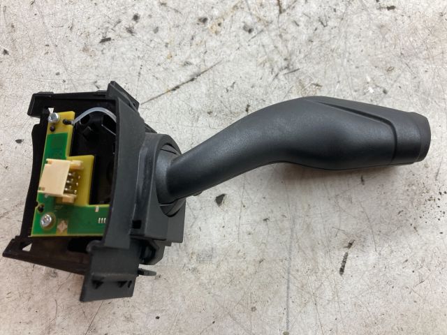 bontott FORD FOCUS III Bal Kormánykapcsoló Irányjelző