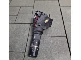 bontott FORD FOCUS III Bal Kormánykapcsoló Irányjelző