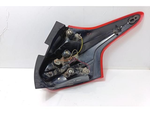 bontott FORD FOCUS III Bal Külső Hátsó Lámpa