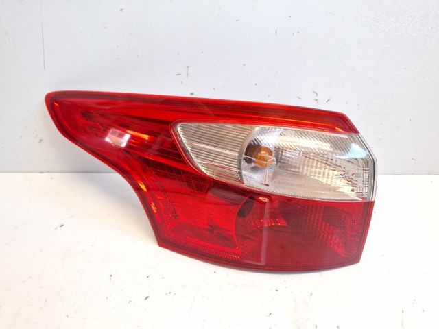 bontott FORD FOCUS III Bal Külső Hátsó Lámpa