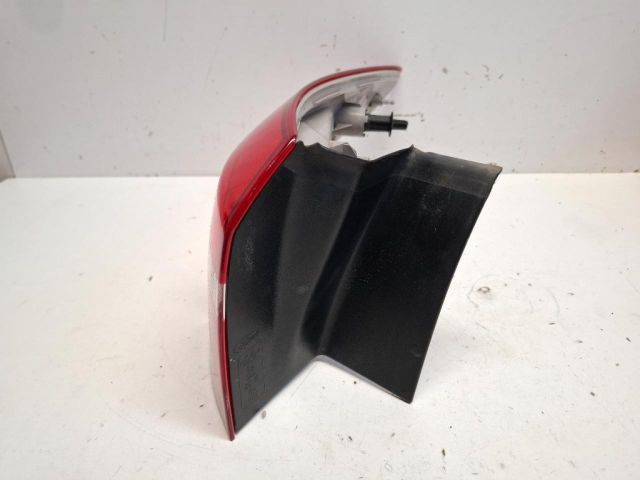 bontott FORD FOCUS III Bal Külső Hátsó Lámpa