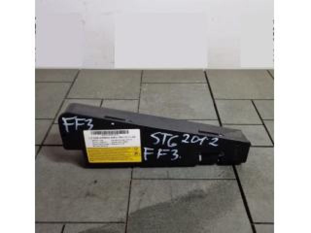 bontott FORD FOCUS III Bal Oldallégzsák