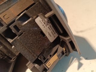 bontott FORD FOCUS III Bal Szellőző