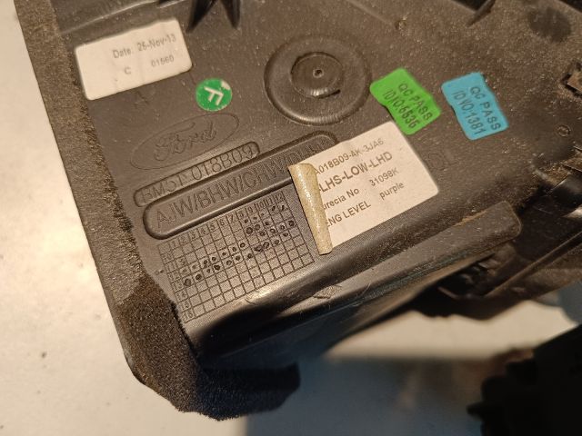 bontott FORD FOCUS III Bal Szellőző