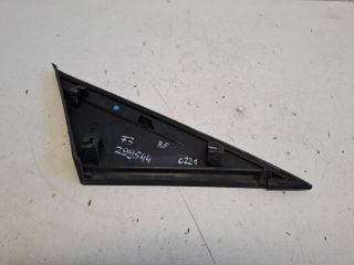 bontott FORD FOCUS III Bal Visszapillantó Tükör Előtti Burkolat