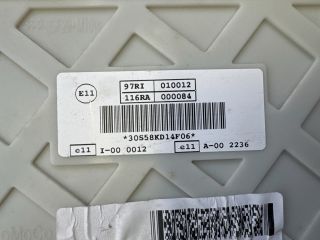 bontott FORD FOCUS III Biztosítéktábla Utastér