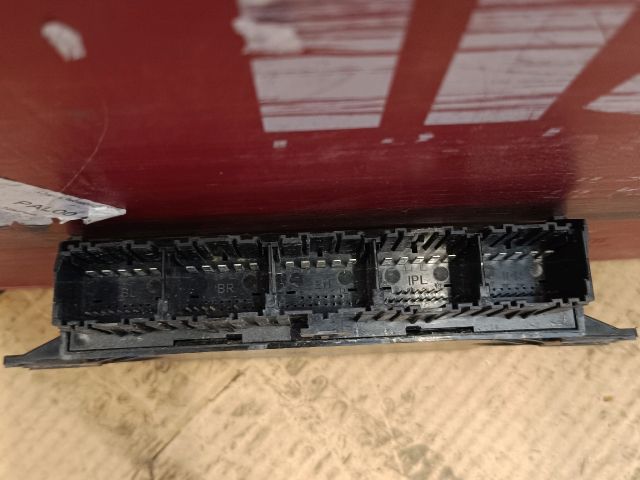 bontott FORD FOCUS III Biztosítéktábla Utastér