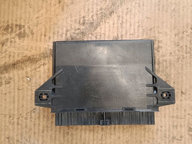 bontott FORD FOCUS III Biztosítéktábla Utastér