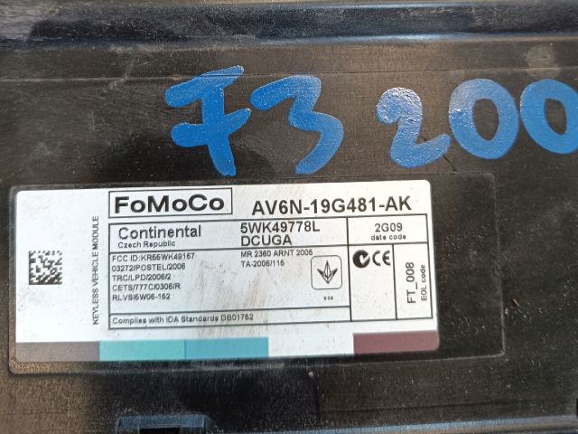 bontott FORD FOCUS III Biztosítéktábla Utastér