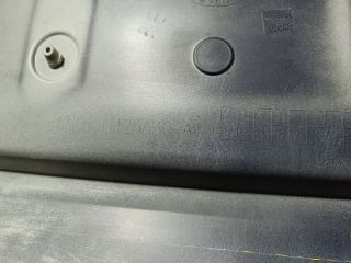 bontott FORD FOCUS III Csomagtérajtó Burkolat Alsó