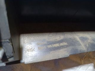 bontott FORD FOCUS III Csomagtérajtó Díszléc