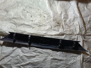 bontott FORD FOCUS III Csomagtérajtó Díszléc