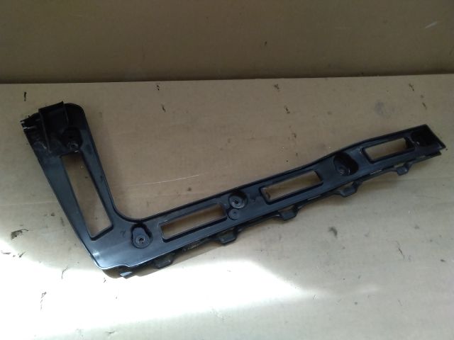 bontott FORD FOCUS III Csomagtérajtó Díszléc