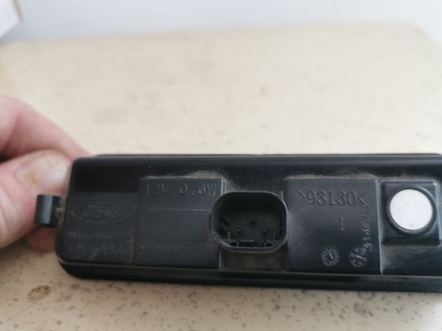 bontott FORD FOCUS III Csomagtérajtó Kapcsoló