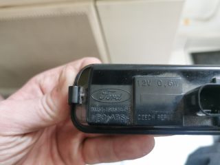 bontott FORD FOCUS III Csomagtérajtó Kapcsoló