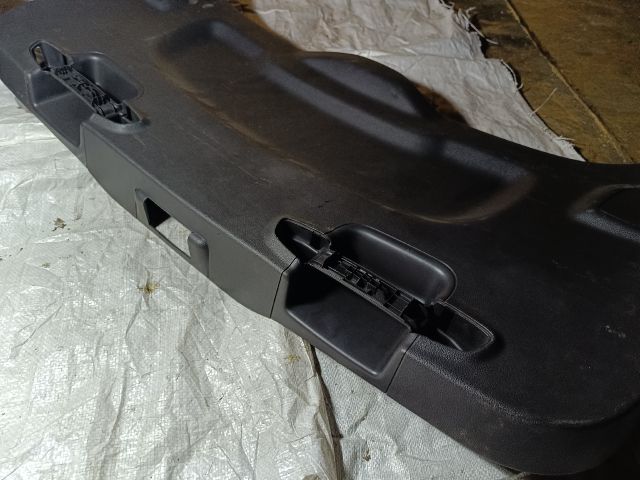 bontott FORD FOCUS III Csomagtérajtó Kárpit