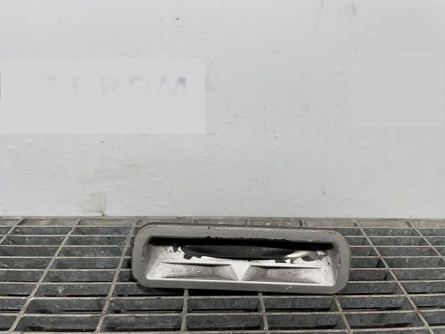 bontott FORD FOCUS III Csomagtérajtó Kilincs