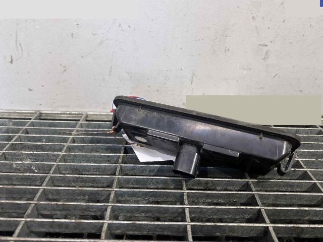 bontott FORD FOCUS III Csomagtérajtó Kilincs