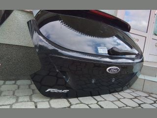 bontott FORD FOCUS III Csomagtérajtó (Részeivel)