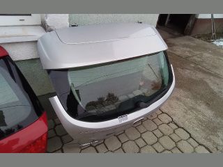 bontott FORD FOCUS III Csomagtérajtó (Részeivel)