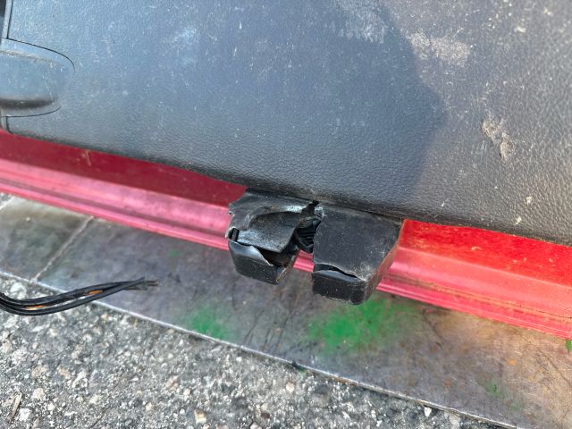 bontott FORD FOCUS III Csomagtérajtó (Részeivel)