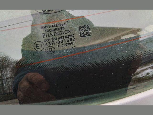 bontott FORD FOCUS III Csomagtérajtó (Részeivel)