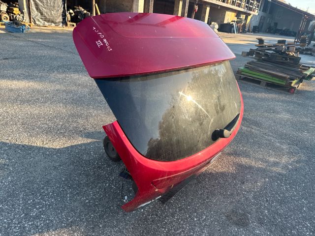 bontott FORD FOCUS III Csomagtérajtó (Részeivel)