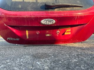 bontott FORD FOCUS III Csomagtérajtó (Részeivel)