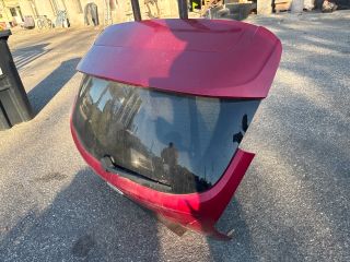 bontott FORD FOCUS III Csomagtérajtó (Részeivel)