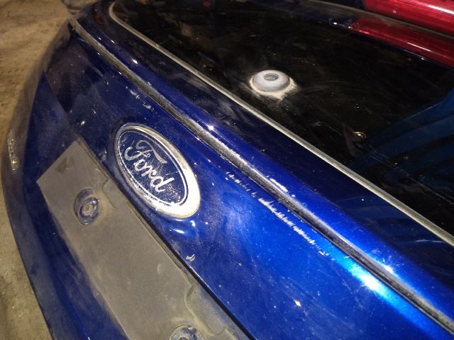 bontott FORD FOCUS III Csomagtérajtó (Üres lemez)