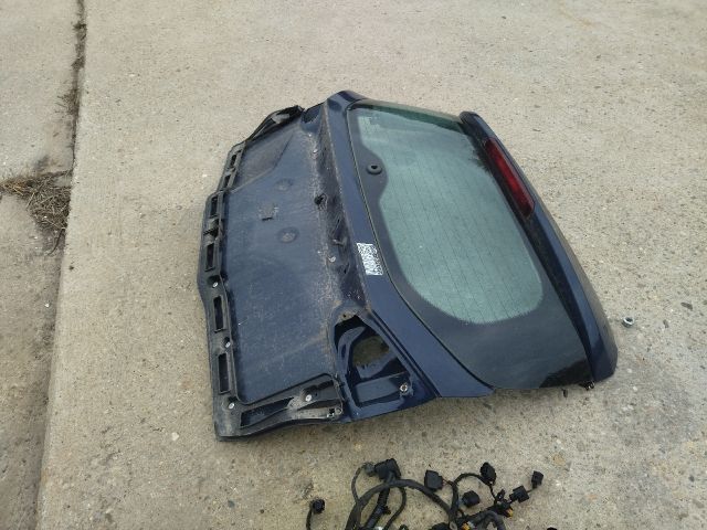 bontott FORD FOCUS III Csomagtérajtó (Üres lemez)