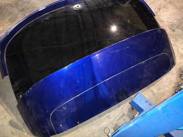 bontott FORD FOCUS III Csomagtérajtó (Üres lemez)