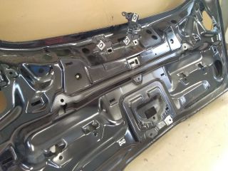 bontott FORD FOCUS III Csomagtérajtó (Üres lemez)