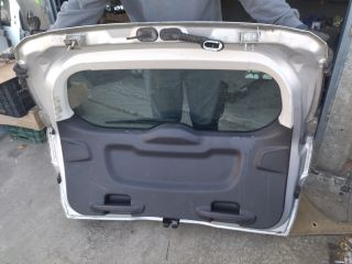 bontott FORD FOCUS III Csomagtérajtó (Üres lemez)