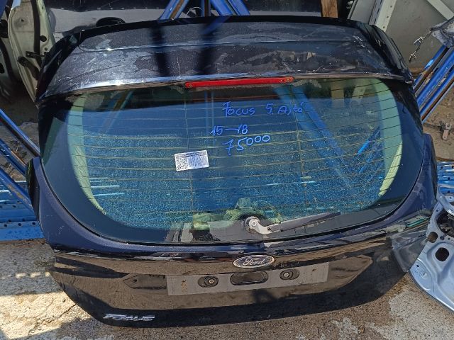 bontott FORD FOCUS III Csomagtérajtó (Üres lemez)