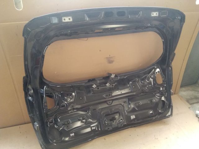 bontott FORD FOCUS III Csomagtérajtó (Üres lemez)