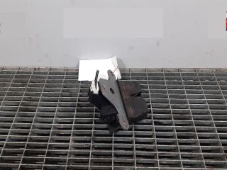 bontott FORD FOCUS III Csomagtérajtó Ütköző