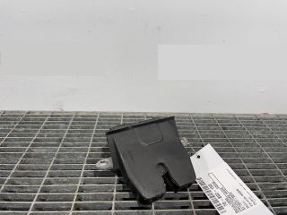 bontott FORD FOCUS III Csomagtérajtó Ütköző